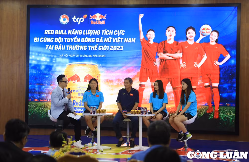 doi tuyen nu viet nam nhan thuong khung truoc them world cup 2023 hinh 5