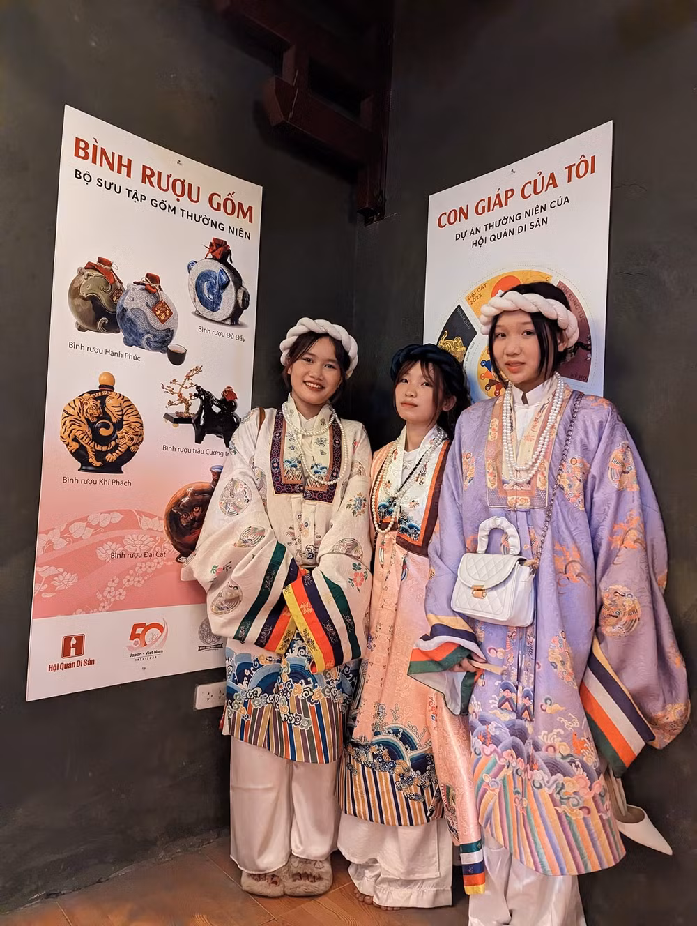 hoi quan di san dua di san toi duong dai hinh 4