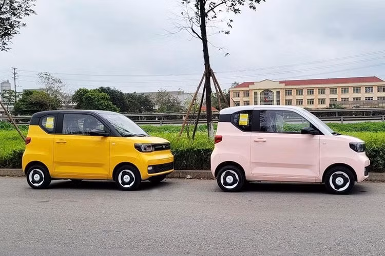 xe dien xuat xu trung quoc wuling hongguang miniev vap tranh cai gia khong he re hinh 3
