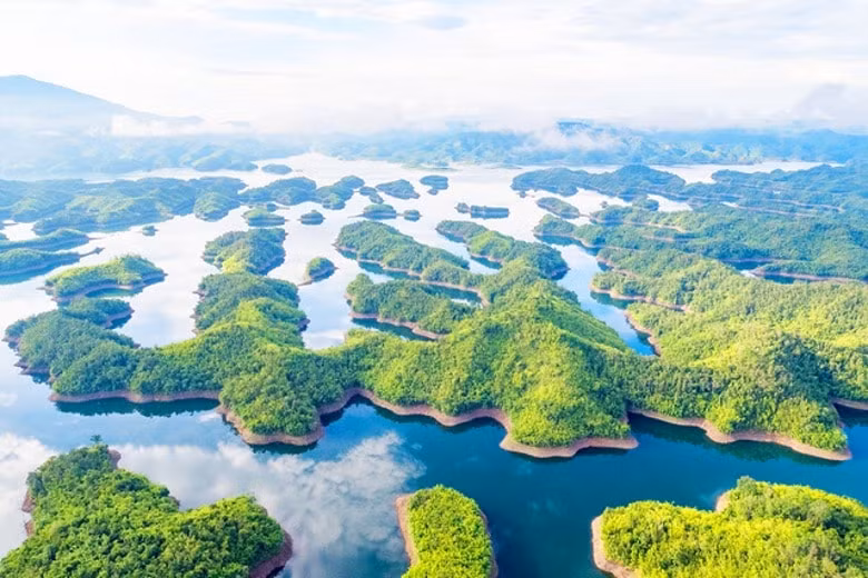 tai tham dinh cong vien dia chat toan cau unesco dak nong hinh 4
