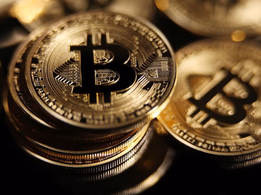 bitcoin can moc cao nhat sau mot nam hinh 1