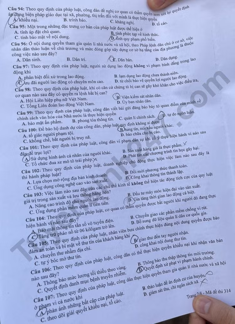 de thi tot nghiep thpt 2023 mon giao duc cong dan ma de 314 hinh 2
