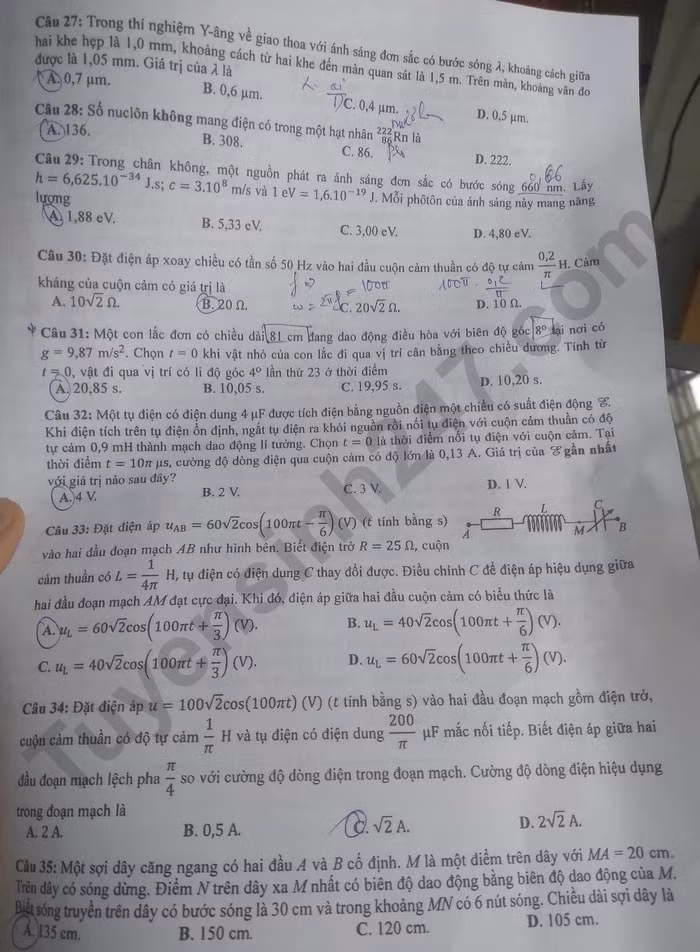 de thi tot nghiep thpt 2023 mon vat ly ma de 210 hinh 3