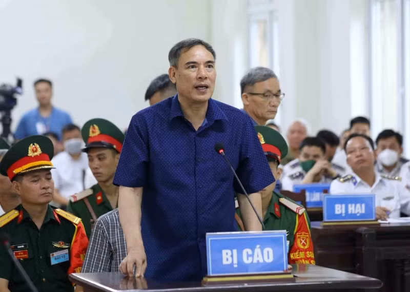 cuu tu lenh canh sat bien linh an 16 nam tu voi cao buoc chu muu tham o 50 ty dong hinh 5