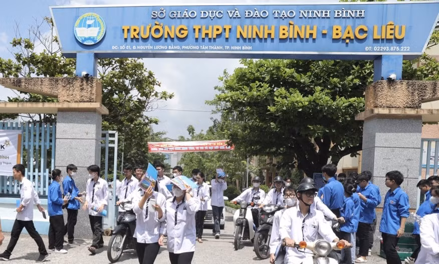 hon 11000 thi sinh cua tinh ninh binh hoan thanh ky thi tot nghiep thpt nam 2023 hinh 1