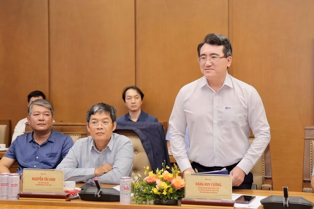 petrovietnam tiep nhan ban giao ho so du an nha may nhiet dien o mon iii va o mon iv hinh 2