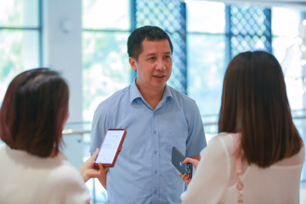 khach quan trach nhiem gop tieng noi trung thuc vao mua giai hinh 3