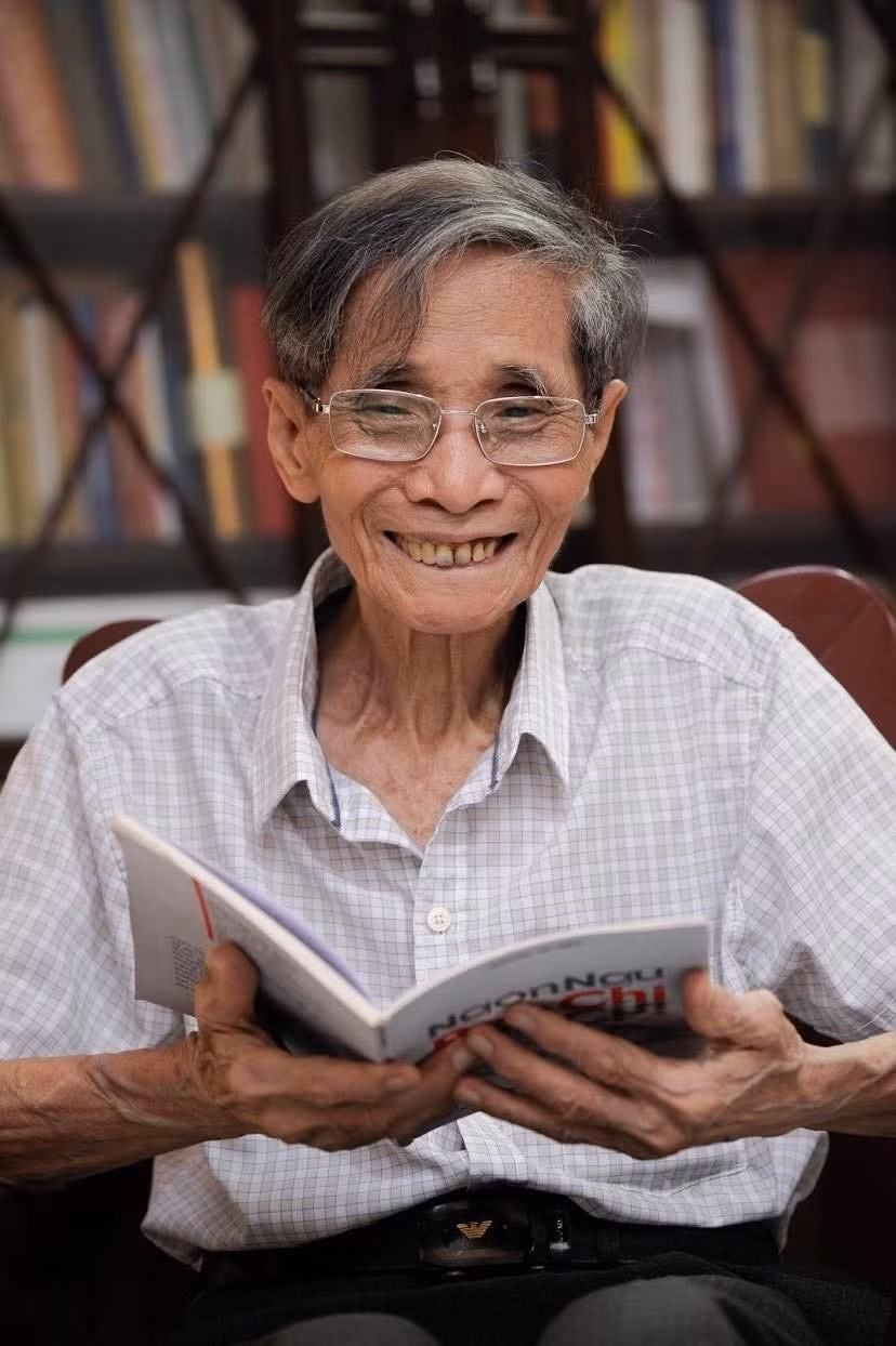 doi dong ki niem ve nguoi thay day lam bao nguyen tri nien hinh 1