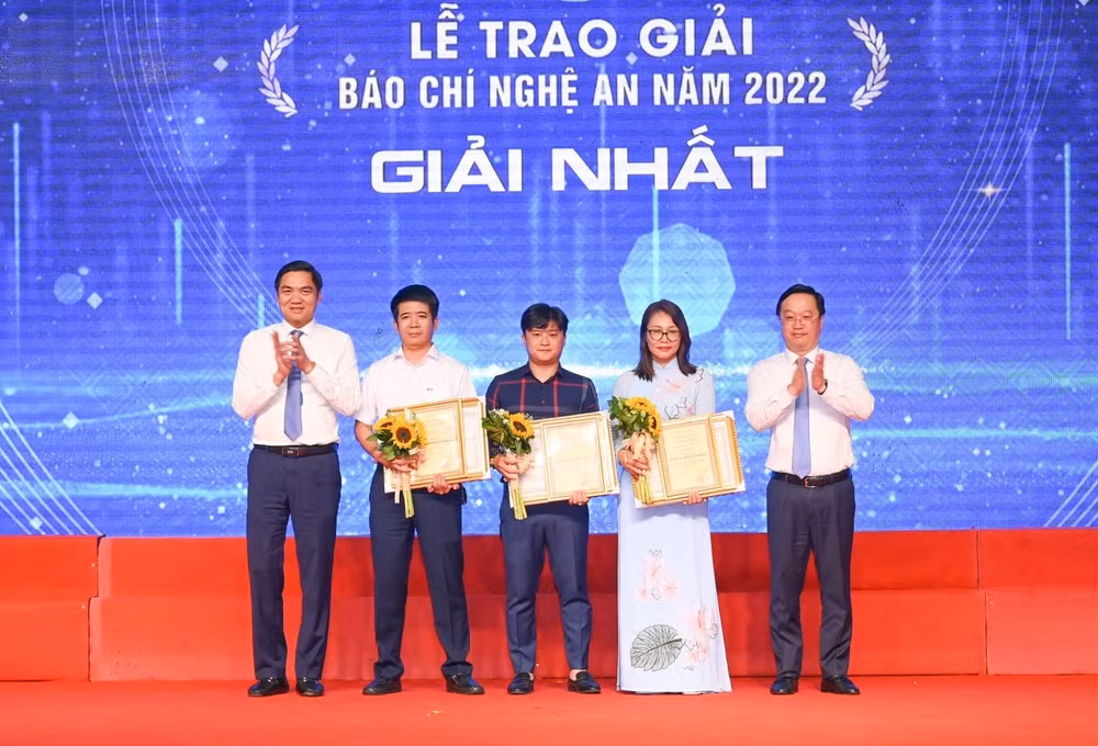bao chi dong hanh voi nhung muc tieu phat trien cua tinh nghe an hinh 5
