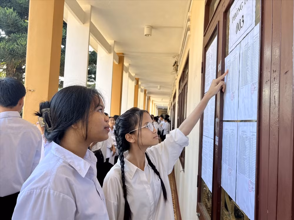 gia lai hai thi sinh phai nhap vien mo ruot thua trong ngay thi dau tien hinh 1