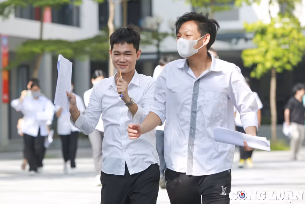 de thi mon toan ke tu cau 40 kha kho nhieu thi sinh phai khoanh bua hinh 3