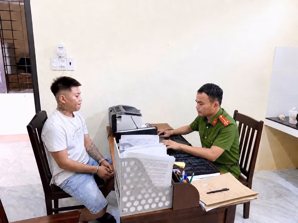 cax-lam-viec-voi-dt-cuong.jpg