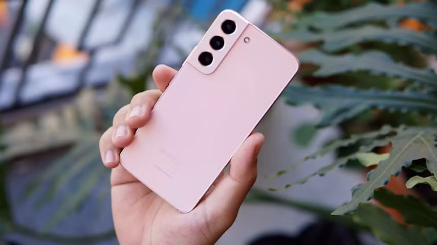top 5 chiec smartphone mau hong phu hop tang phai dep ngay 8 3 hinh 6