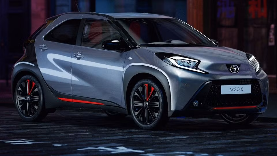 toyota ra mat aygo x ban gioi han hinh 1