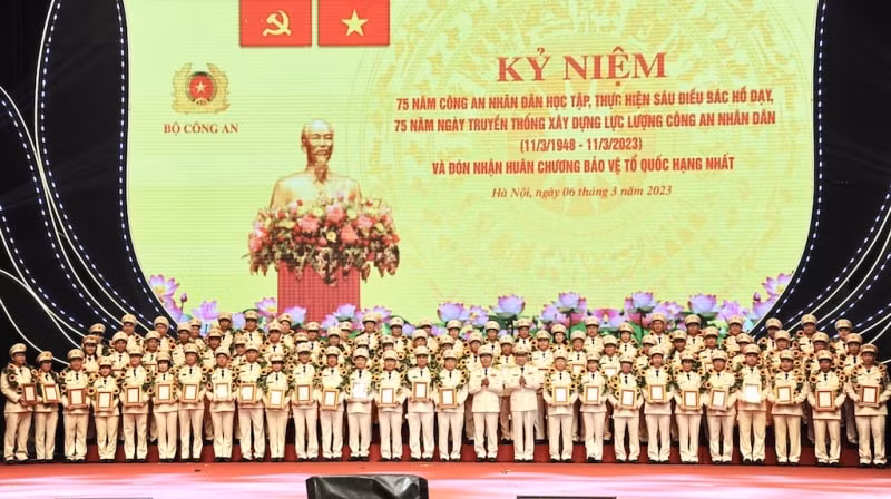 sau dieu bac ho day cong an nhan dan phai duoc the hien bang hanh dong cu the hinh 4