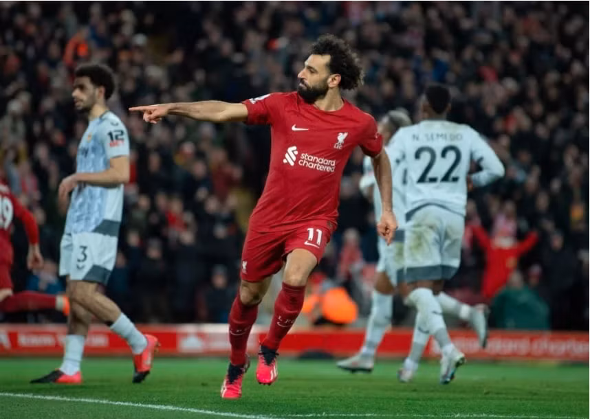 danh bai wolves liverpool thoi lua vao cuoc dua top 4 premier league hinh 2