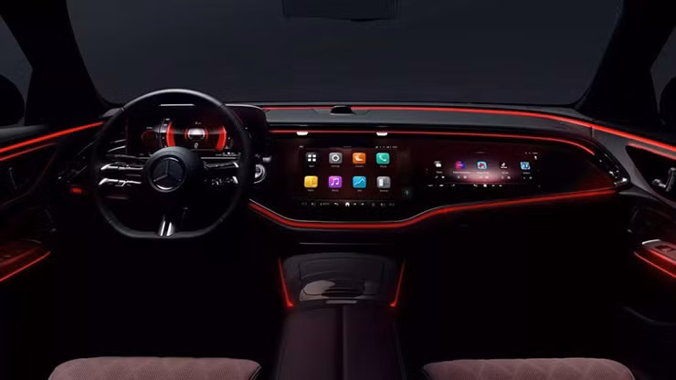 mercedes benz e class the he moi lo anh noi that hinh 1