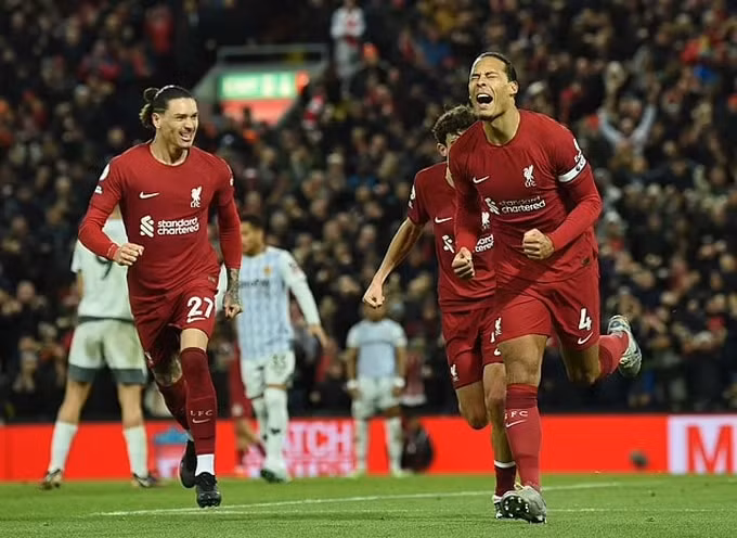 danh bai wolves liverpool thoi lua vao cuoc dua top 4 premier league hinh 4