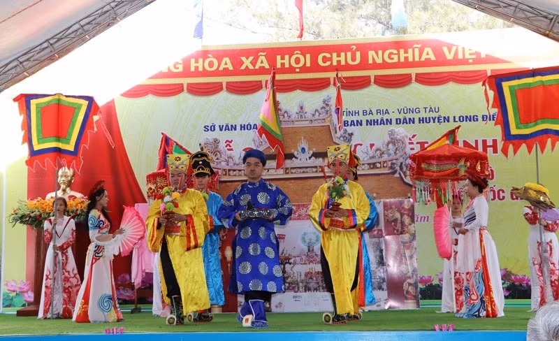 cong nhan le hoi dinh co la di san van hoa phi vat the quoc gia hinh 2
