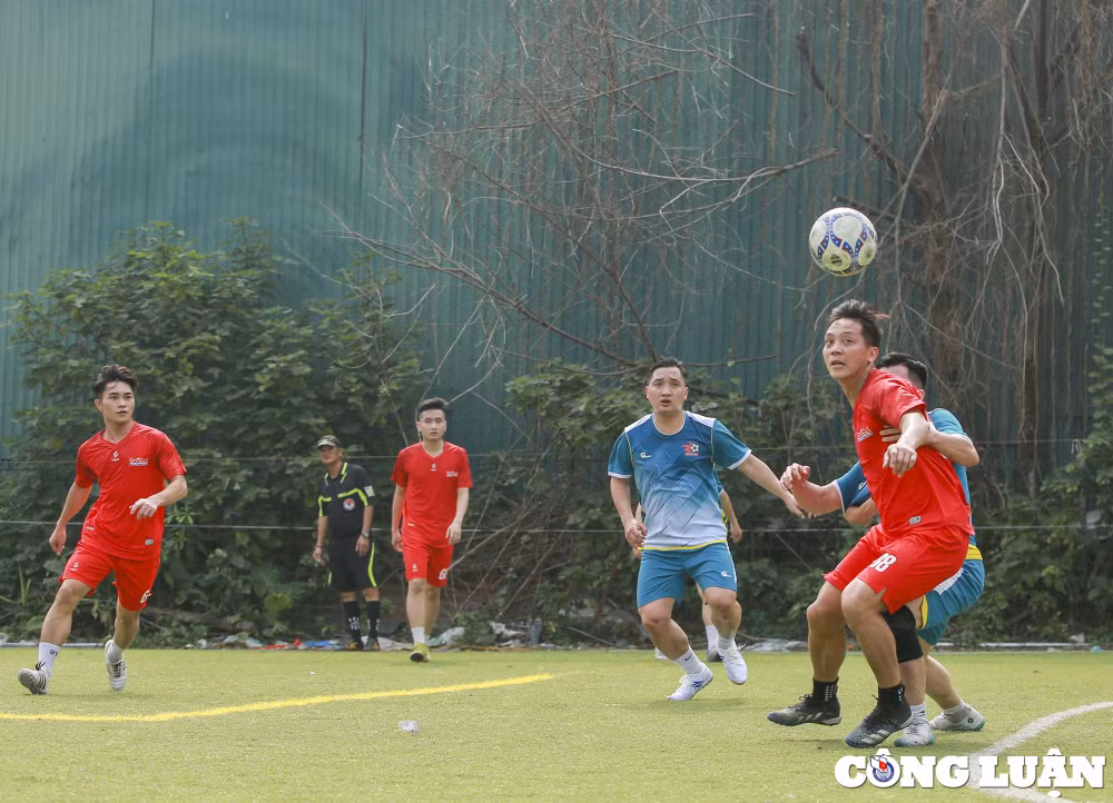 khoanh khac an tuong trong ngay khai mac giai bong da cup bao nha bao va cong luan lan ii 2023 hinh 15