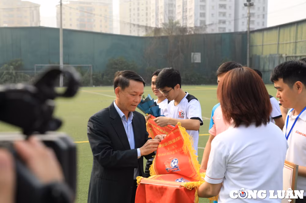 tung bung khai mac giai bong da cup bao nha bao va cong luan lan ii chao mung hoi bao toan quoc 2023 hinh 7