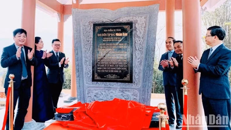 khanh thanh nha bia di tich bao nhan dan hinh 1