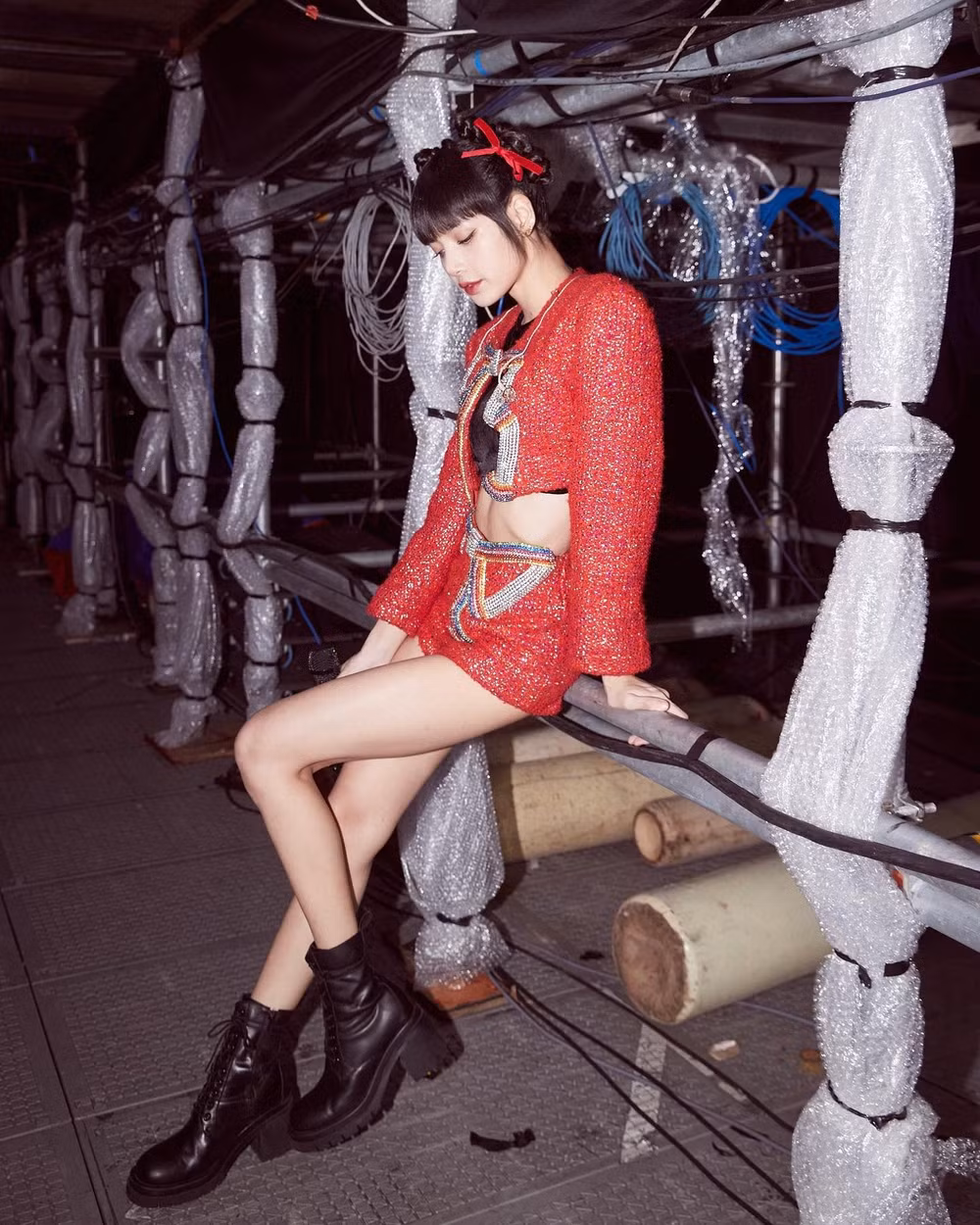 lisa cua nhom blackpink bi khan gia thai lan chi trich vi lo hinh xam be xiu hinh 2