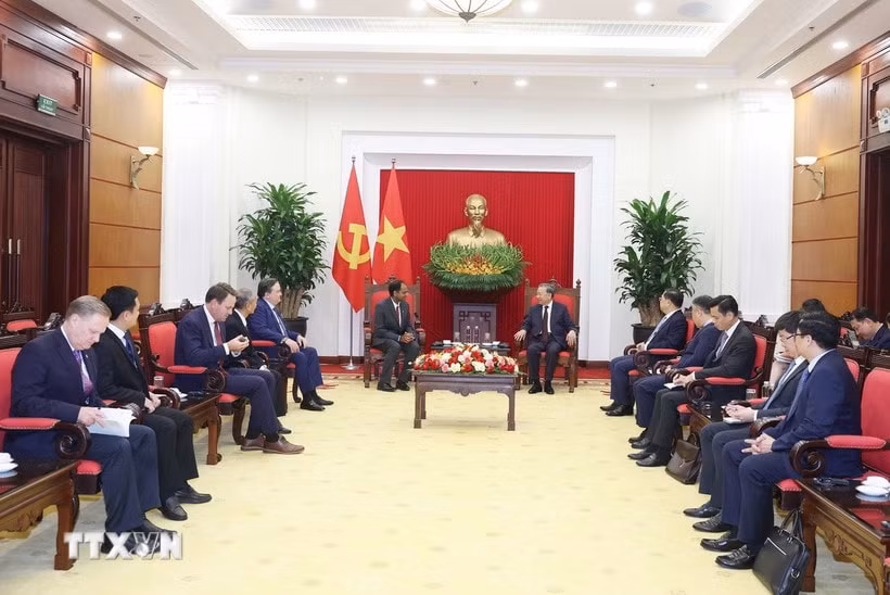 tong-bi-thu-to-lam-tiep-chu-tich-tap-doan-marvell-toan-cau.jpg