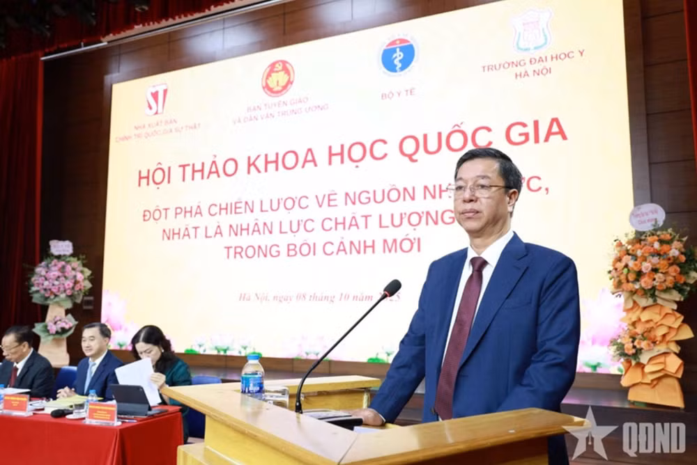 Ảnh màn hình 2025-10-08 lúc 16.00.32