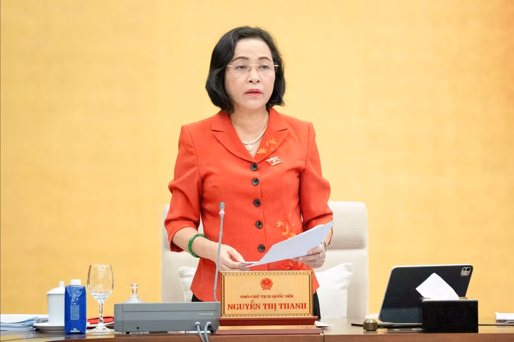 Phó Chủ tịch Quốc hội Nguyễn Thị Thanh điều hành phiên họp