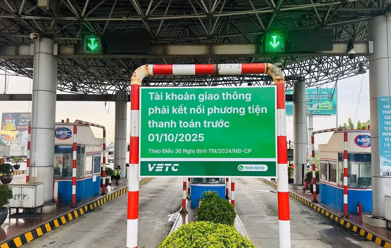 Ảnh 1.Tài khoản giao thông kết nối với phương tiện thanh toán không dùng tiền mặt trước ngày 1-10-2025. Ảnh.TL.