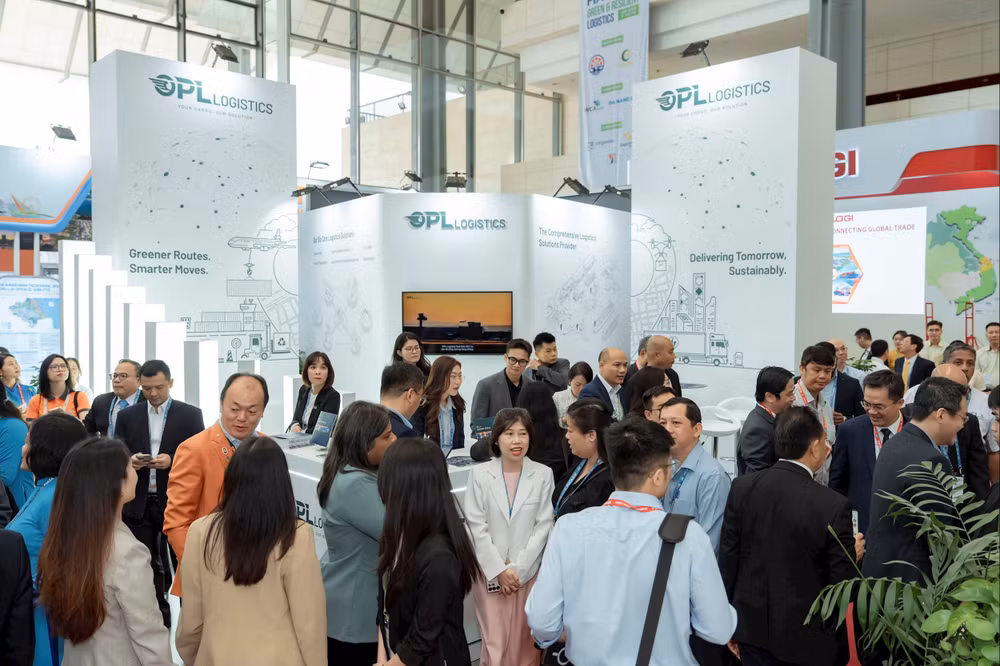 Gian hàng OPL Logistics tại FIATA World Congress 2025 giới thiệu các dịch vụ chủ lực của công ty