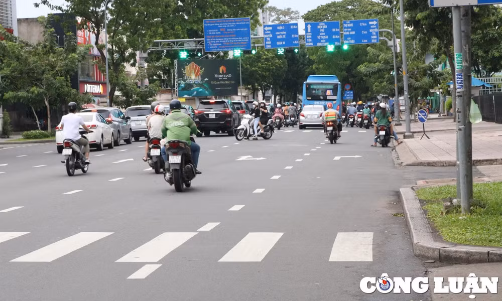 bat chap lenh cam nhieu xe may van phong nguoc chieu giua trung tam tp hcm hinh 13