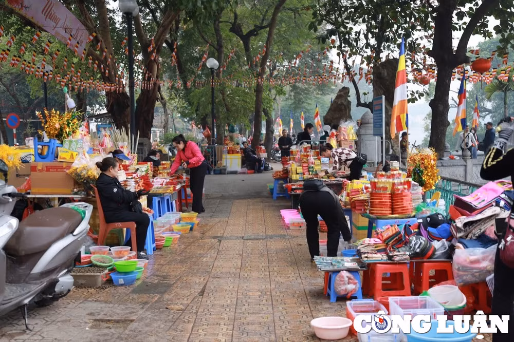 ram thang gieng nhon nhip thi truong do phong sinh hinh 1