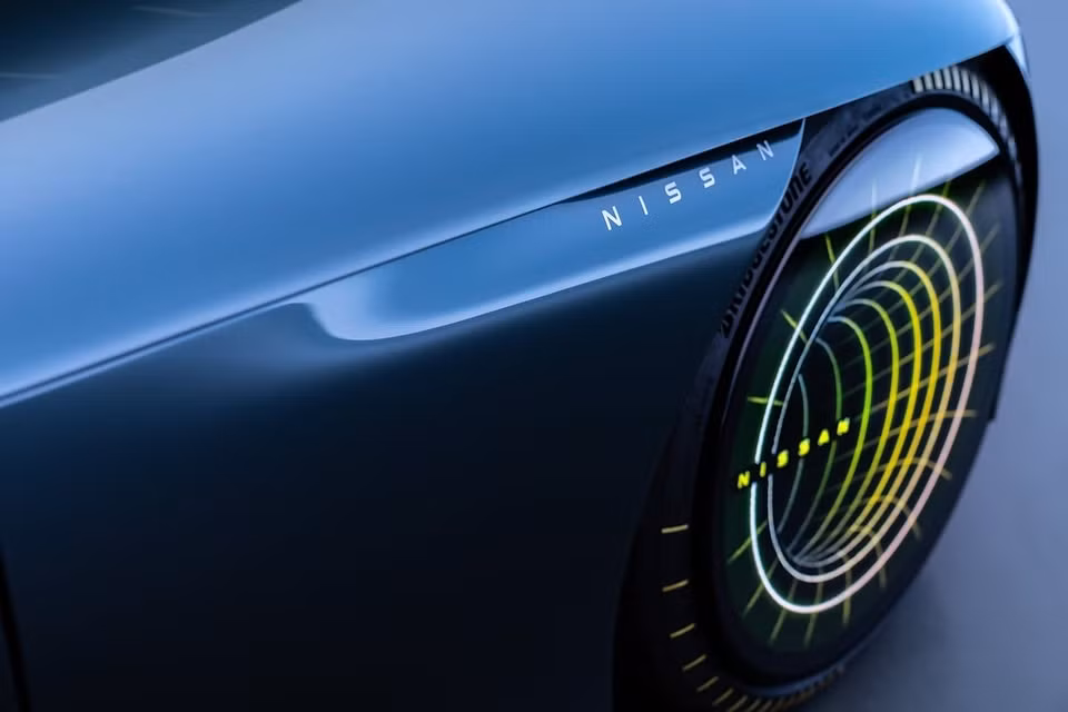 chi tiet nissan max out xe concept dang la hinh 3