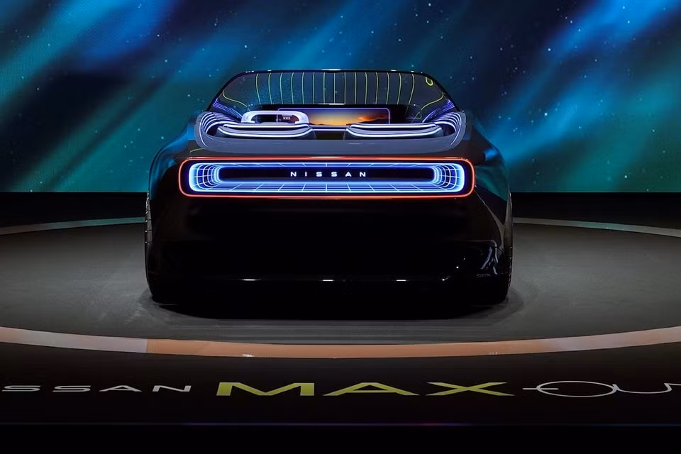 chi tiet nissan max out xe concept dang la hinh 4