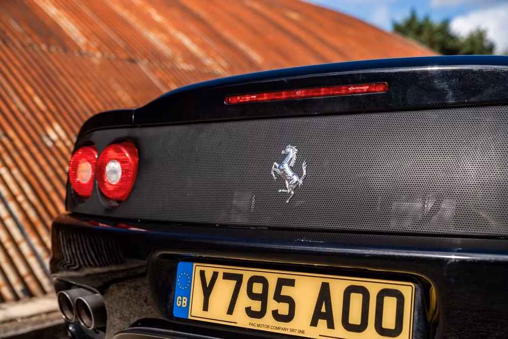 chi tiet sieu xe ferrari 360 spider cua david beckham hinh 2