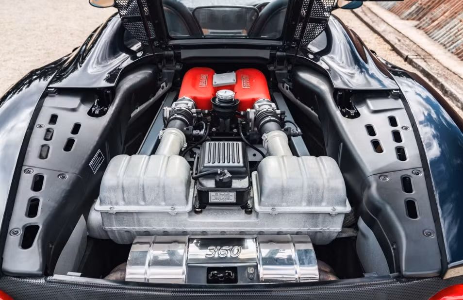 chi tiet sieu xe ferrari 360 spider cua david beckham hinh 16