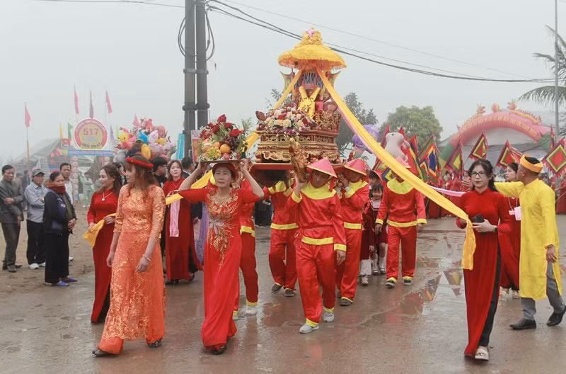 le hoi den van loc mo hang cac hoat dong van hoa du lich cua tx cua lo hinh 3
