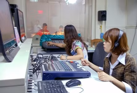 dai truyen hinh cac dia phuong tich cuc doi moi nang cao tinh chuyen nghiep hien dai hinh 2