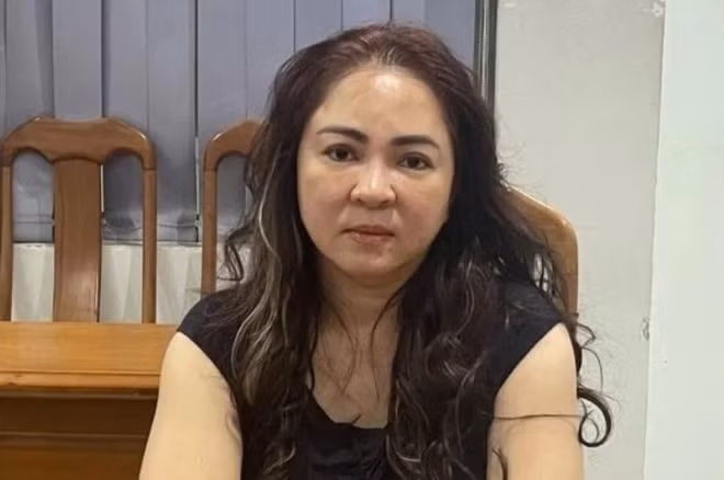 vu nguyen phuong hang tra ho so de nghi dieu tra bo sung noi dung lien quan tien si luat dang anh quan hinh 1