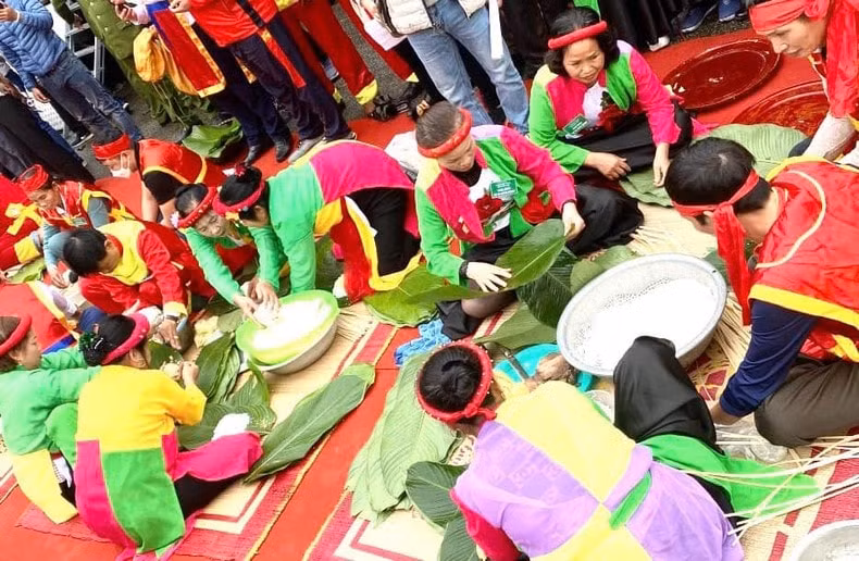 doc dao voi hoi thi banh chung banh giay o le hoi mua xuan con son kiep bac hinh 2