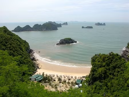 cat ba lot top 10 diem den than thien nhat viet nam hinh 1