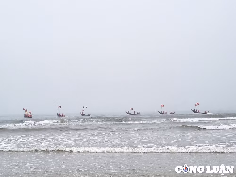 khoi phuc le hoi cau ngu cua ngu dan vung bien lang cam lam hinh 5