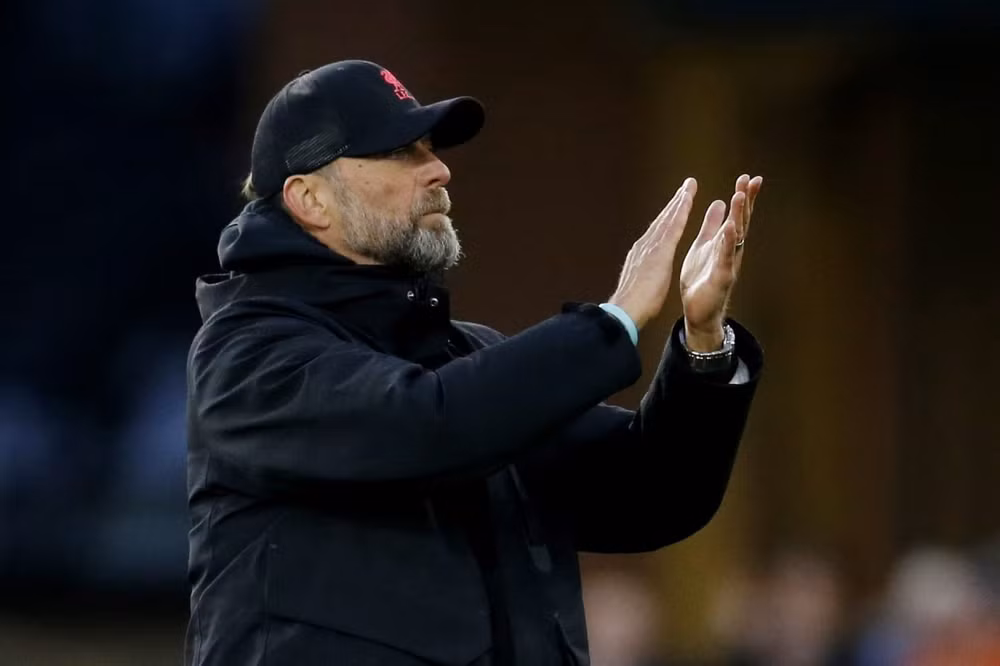 hang thu da nhu mo ngu liverpool thua dam truoc wolves hinh 12