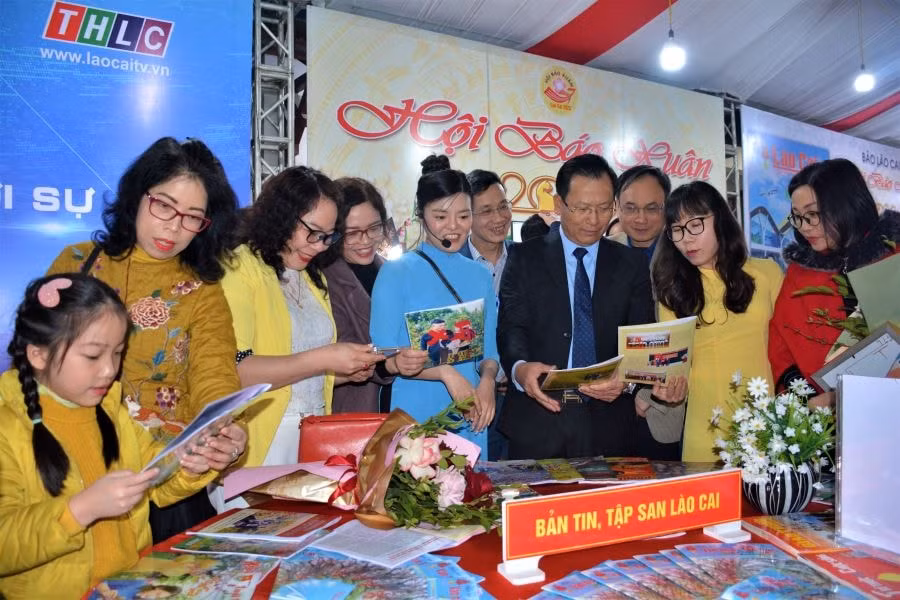 tung bung hoi bao xuan quy mao tinh lao cai nam 2023 hinh 1