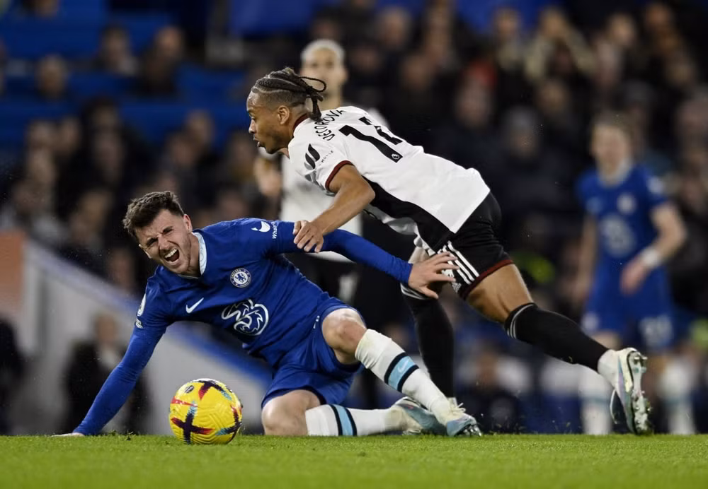 chelsea bi cam hoa trong ngay ra mat cau thu dat gia nhat ngoai hang anh hinh 1