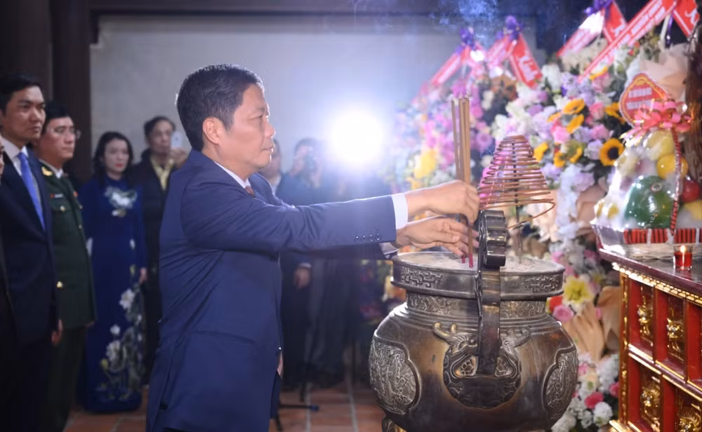 le don nhan bang xep hang di tich quoc gia dac biet den tho vua mai hac de hinh 4