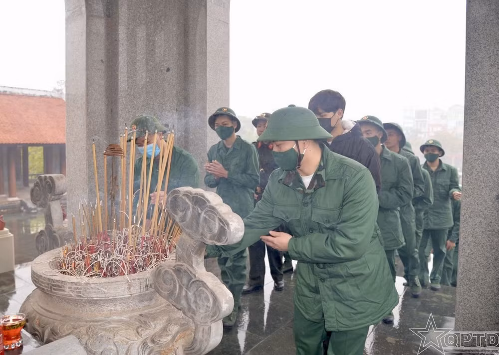 thanh nien mo coi cha me tinh nguyen viet don nhap ngu hinh 3