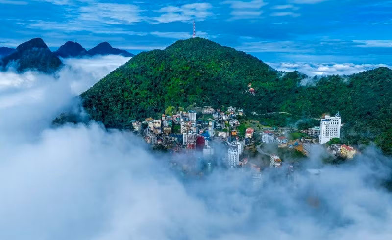 sap dien ra trien lam anh nghe thuat vung dong bang song hong tai quang ninh hinh 6